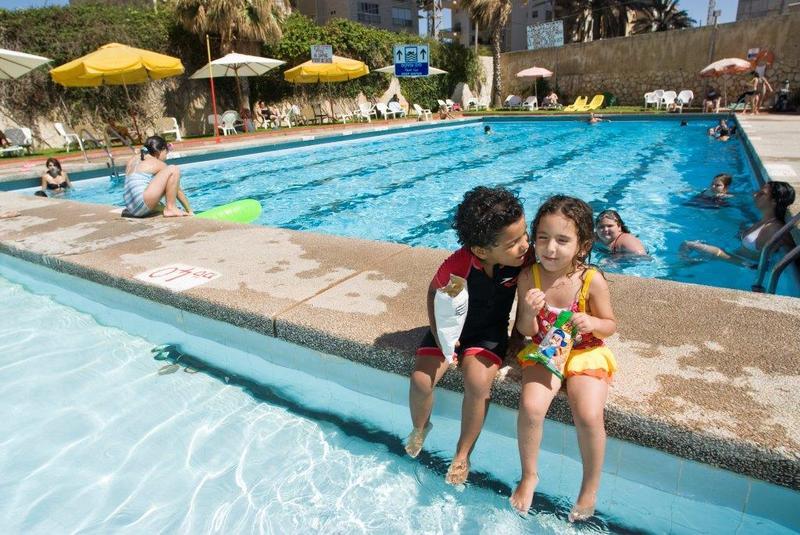 Galil Hotel Netanya Bagian luar foto